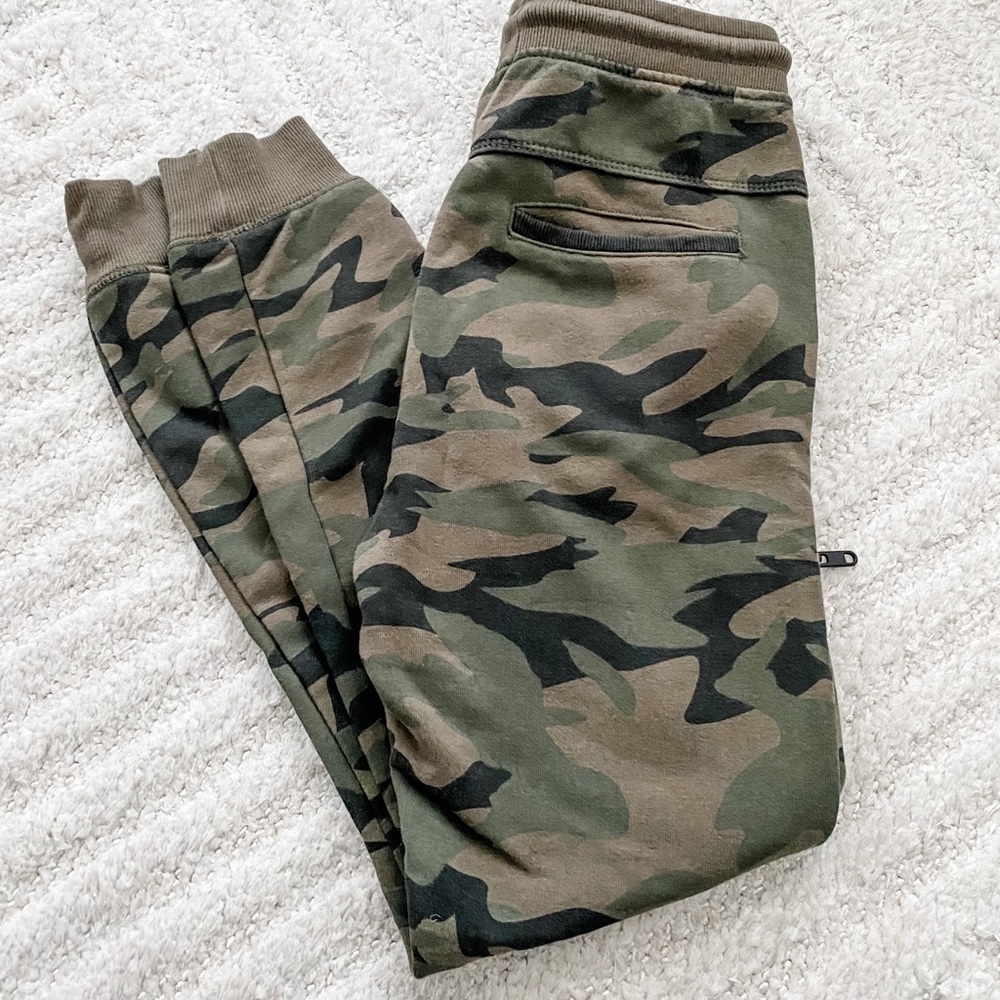 Like New! Zara Camo Cargo Joggers - Boys/Youth Size 10